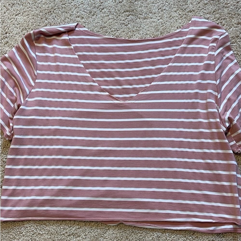 Shein V-neck crop